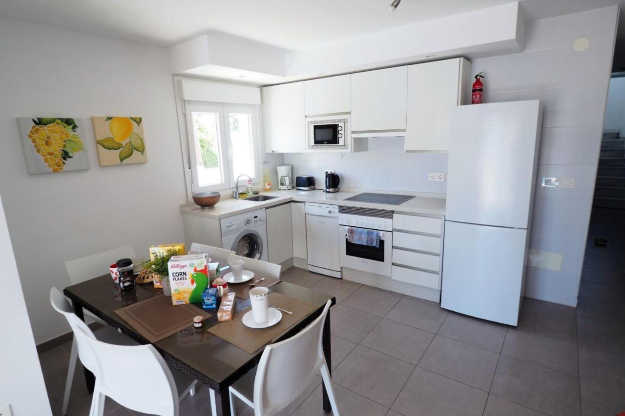 Nerja Paradise Rentals - Villa Verania מראה חיצוני תמונה
